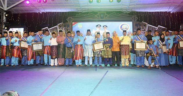 Inilah Tokoh Penerima Anugerah Batam Madani 2017